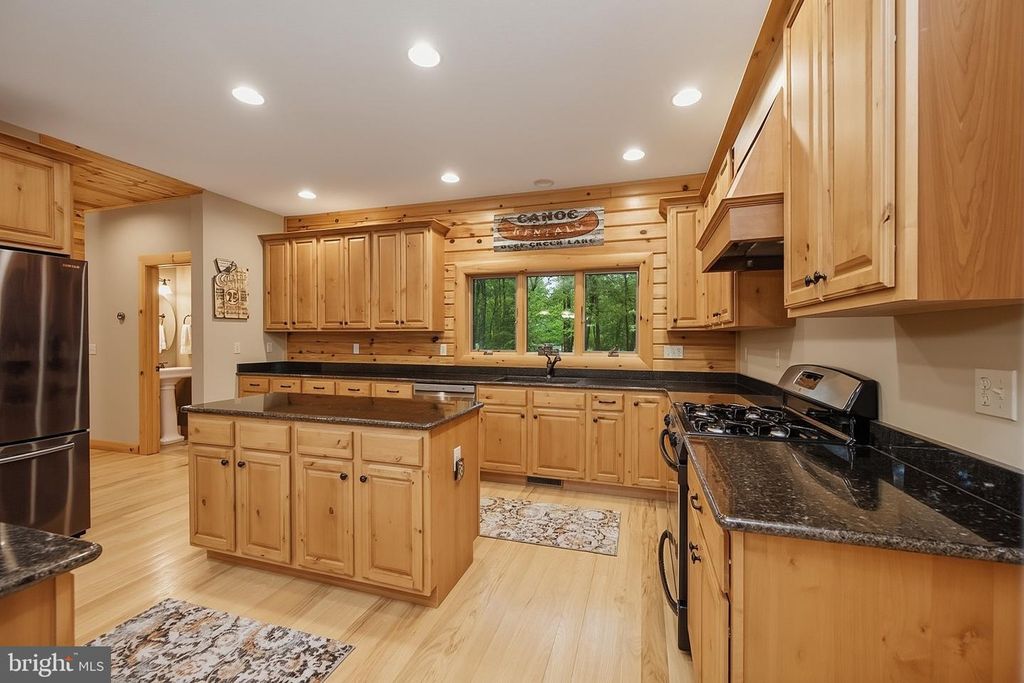 Image 27 of property listing at 178 FERN LOOP DR, Mc Henry, MD 21541