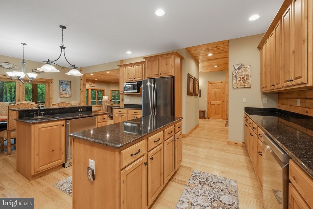 Image 29 of property listing at 178 FERN LOOP DR, Mc Henry, MD 21541