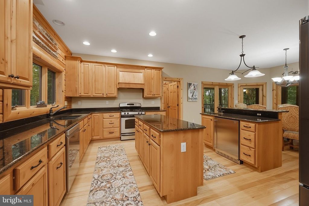 Image 31 of property listing at 178 FERN LOOP DR, Mc Henry, MD 21541