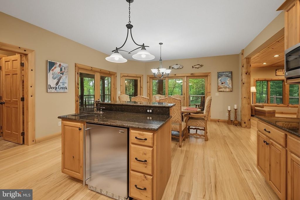 Image 32 of property listing at 178 FERN LOOP DR, Mc Henry, MD 21541