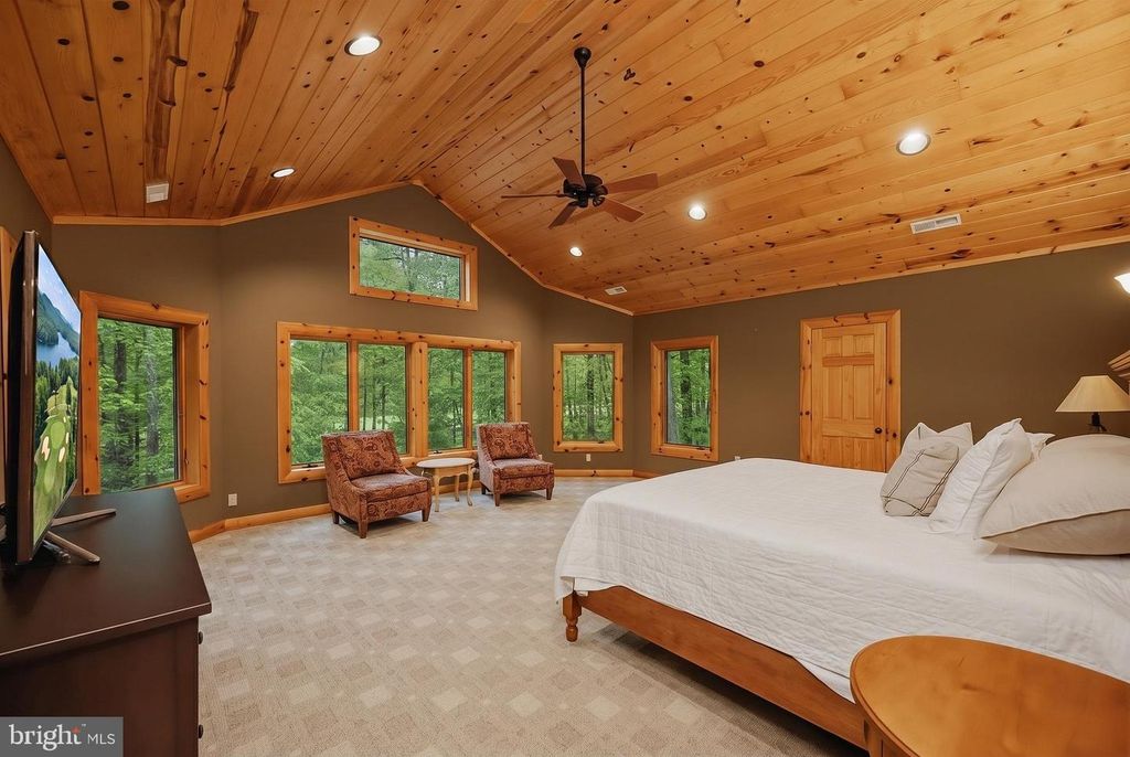 Image 50 of property listing at 178 FERN LOOP DR, Mc Henry, MD 21541