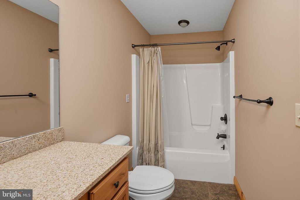 Image 60 of property listing at 178 FERN LOOP DR, Mc Henry, MD 21541