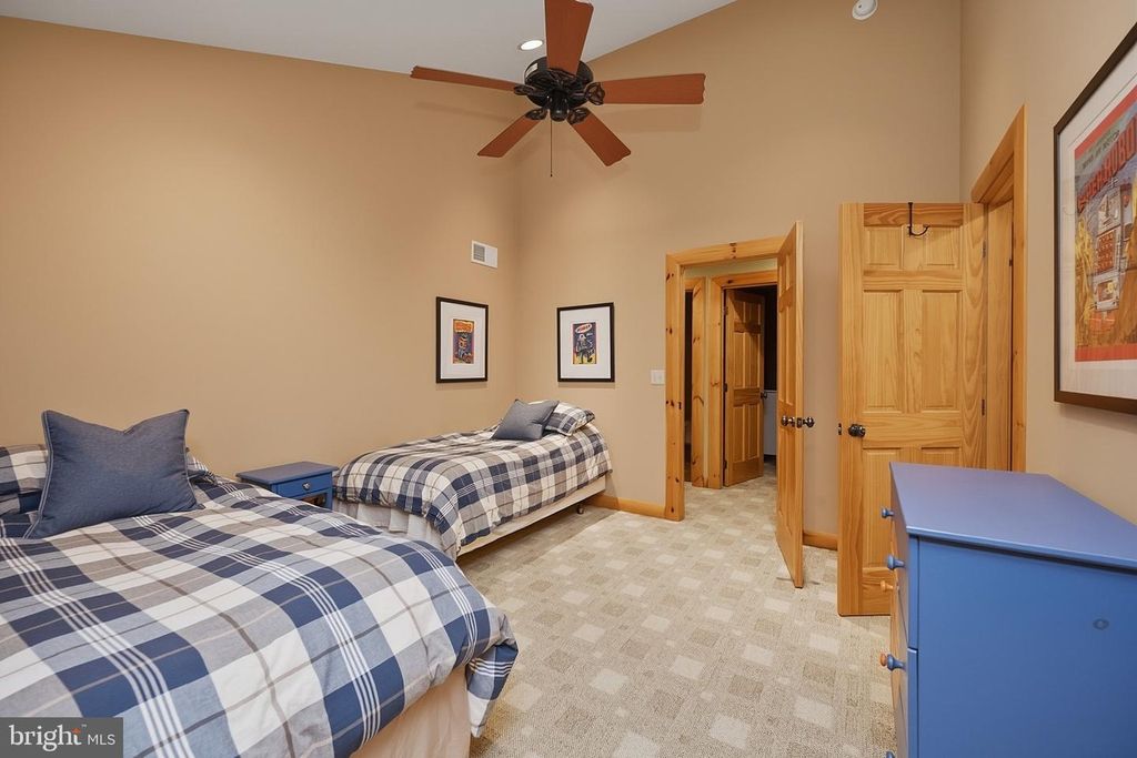 Image 63 of property listing at 178 FERN LOOP DR, Mc Henry, MD 21541