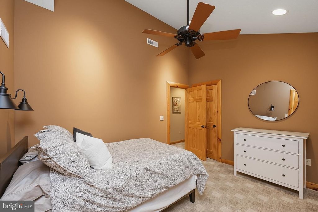 Image 67 of property listing at 178 FERN LOOP DR, Mc Henry, MD 21541