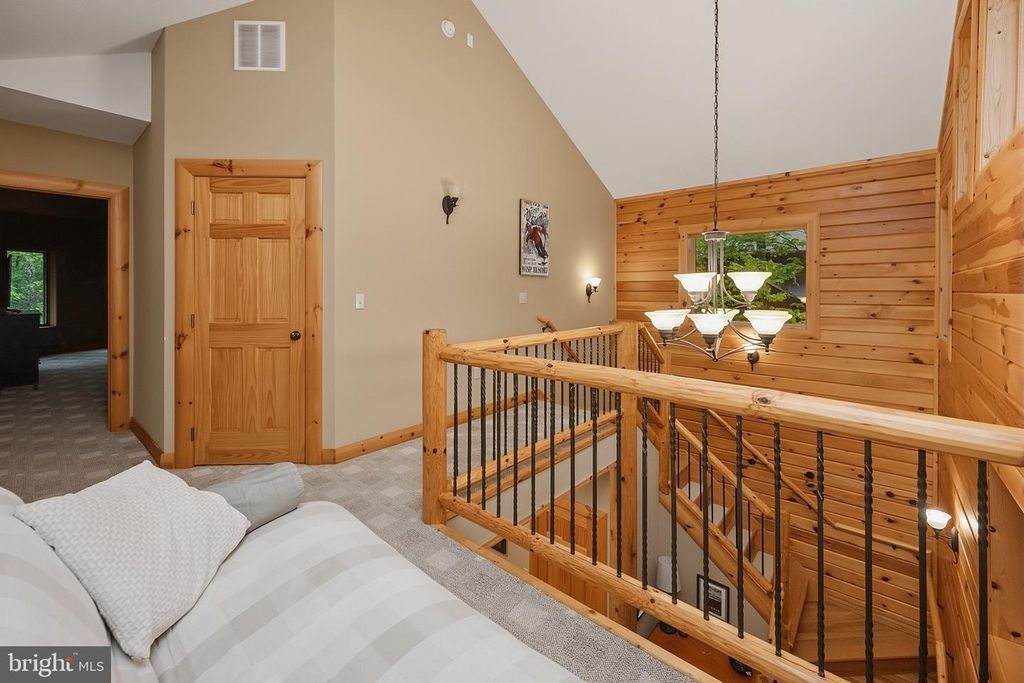 Image 76 of property listing at 178 FERN LOOP DR, Mc Henry, MD 21541