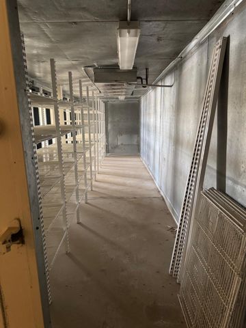 12441 W Shaw Avenue, Fresno, CA 93723