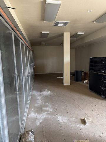 12441 W Shaw Avenue, Fresno, CA 93723