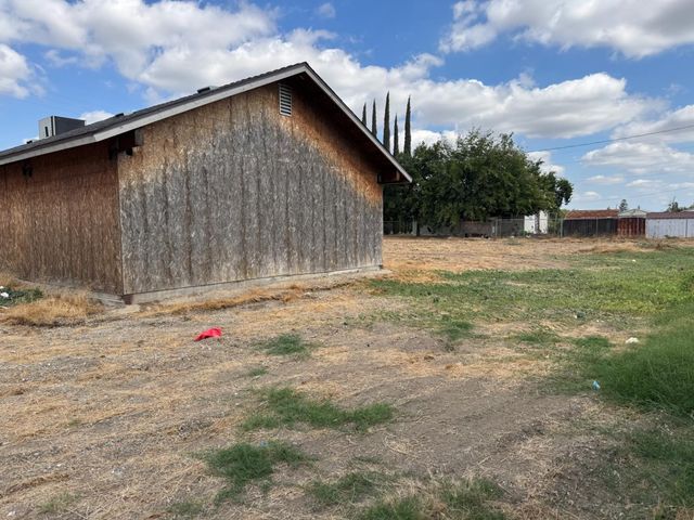 12441 W Shaw Avenue, Fresno, CA 93723