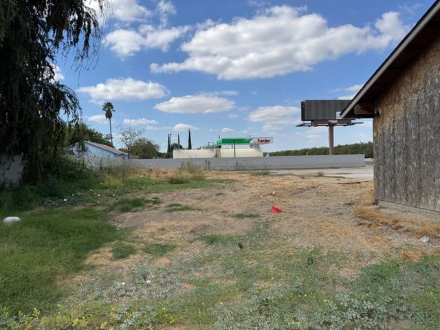 12441 W Shaw Avenue, Fresno, CA 93723