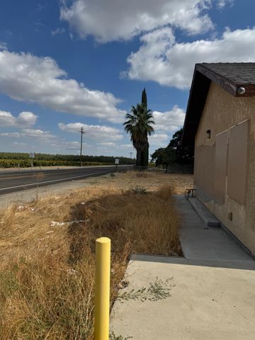 12441 W Shaw Avenue, Fresno, CA 93723