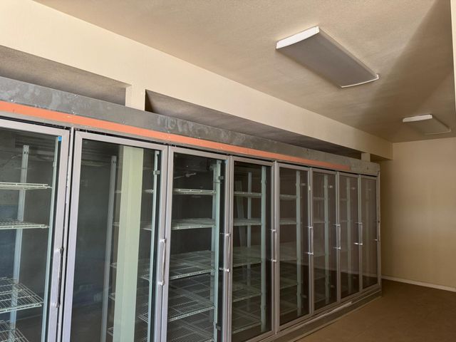 12441 W Shaw Avenue, Fresno, CA 93723