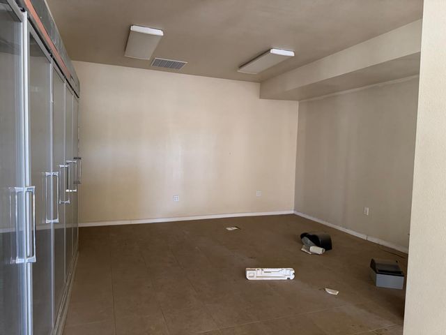 12441 W Shaw Avenue, Fresno, CA 93723