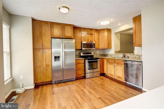 6112 STARBURN PATH, Columbia, MD 21045