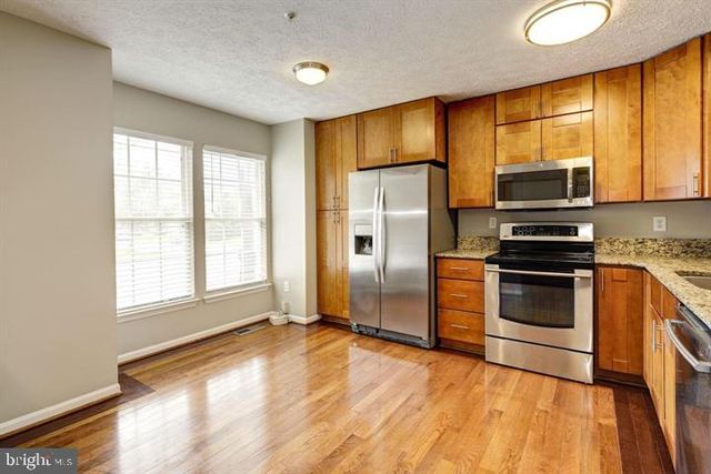 6112 STARBURN PATH, Columbia, MD 21045