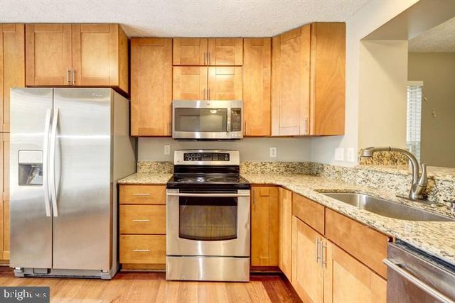 6112 STARBURN PATH, Columbia, MD 21045