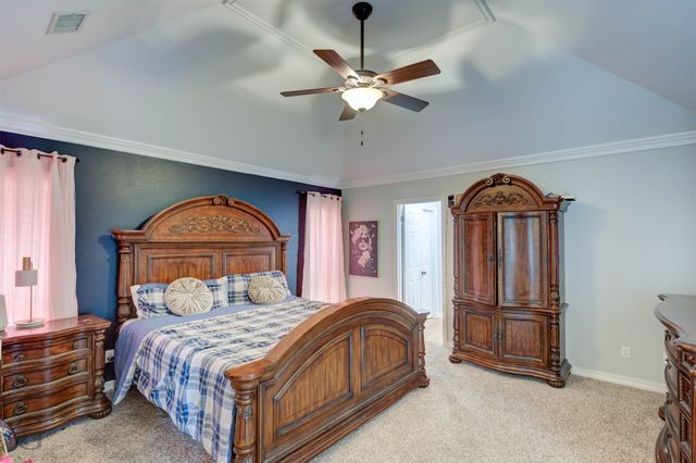 2116 Middle Creek Boulevard, Bossier City, LA 71111