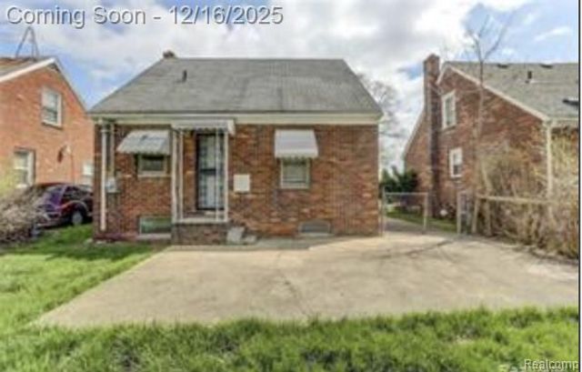 21341 Reimanville Avenue, Ferndale, MI 48220