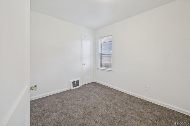 21341 Reimanville Avenue, Royal Oak Charter Township, MI 48220