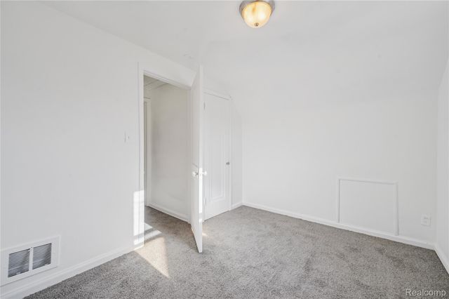 21341 Reimanville Avenue, Royal Oak Charter Township, MI 48220