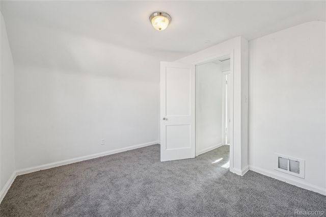 21341 Reimanville Avenue, Royal Oak Charter Township, MI 48220