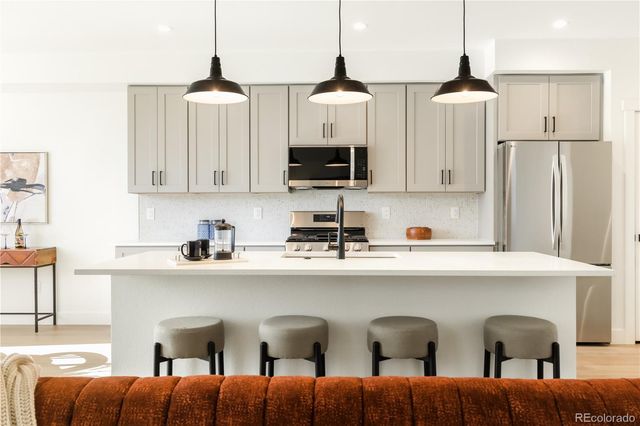 4650 W 9th Avenue, Denver, CO 80204