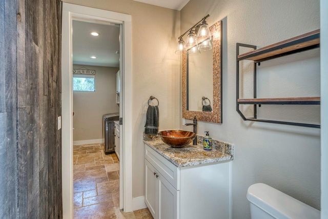 1504 Desert Sun, Horseshoe Bay, TX 78657