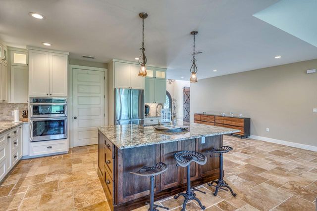 1504 Desert Sun, Horseshoe Bay, TX 78657
