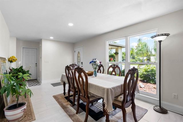 803 LEISEY CIRCLE, Ruskin, FL 33570
