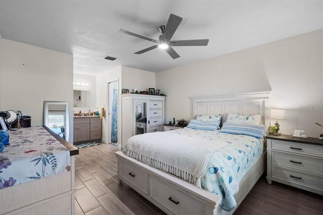 803 LEISEY CIRCLE, Ruskin, FL 33570