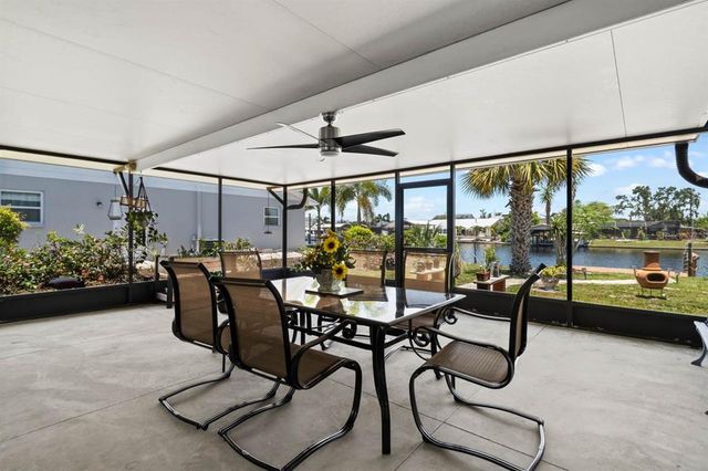 803 LEISEY CIRCLE, Ruskin, FL 33570