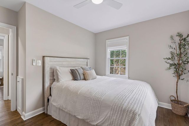 3851 Welcome Avenue N, Robbinsdale, MN 55422