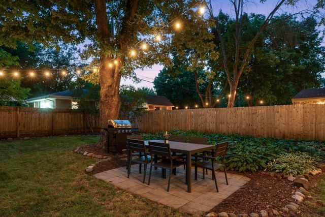 3851 Welcome Avenue N, Robbinsdale, MN 55422