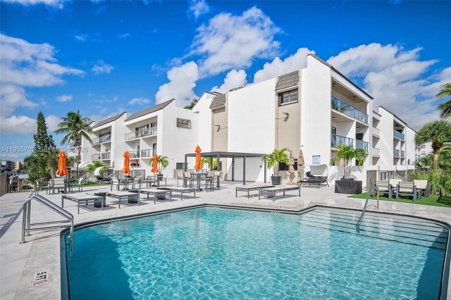 4000 NE 168th St 110A, North Miami Beach, FL 33160