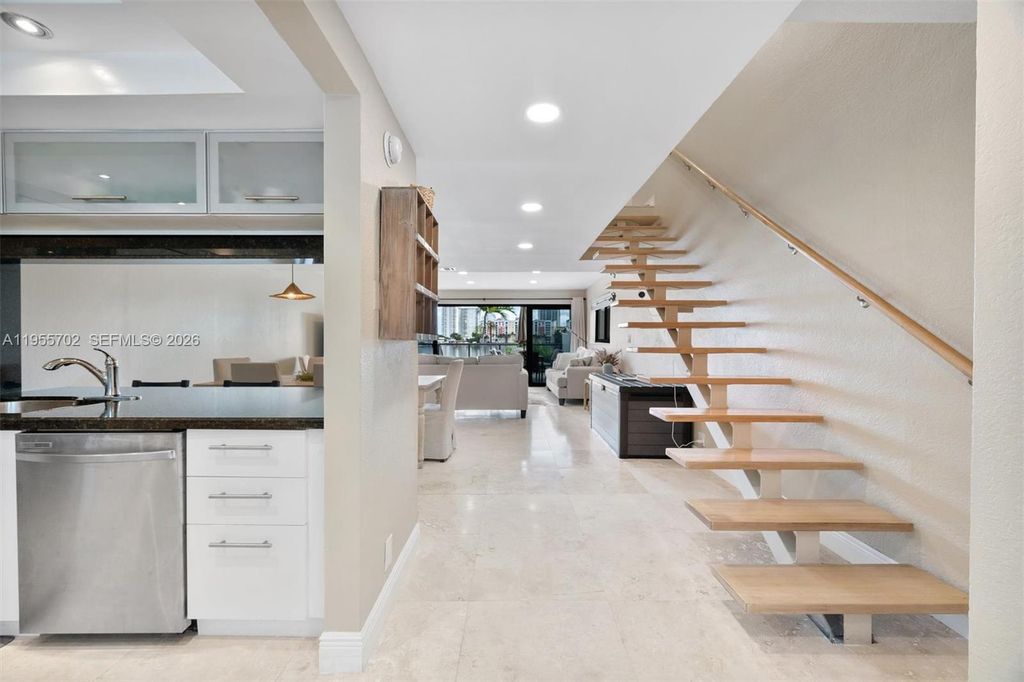 Image 5 of property listing at 4000 NE 168th St 110A, North Miami Beach, FL 33160