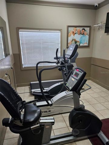 1050 VILLAGIO CIRCLE 102, Sarasota, FL 34237