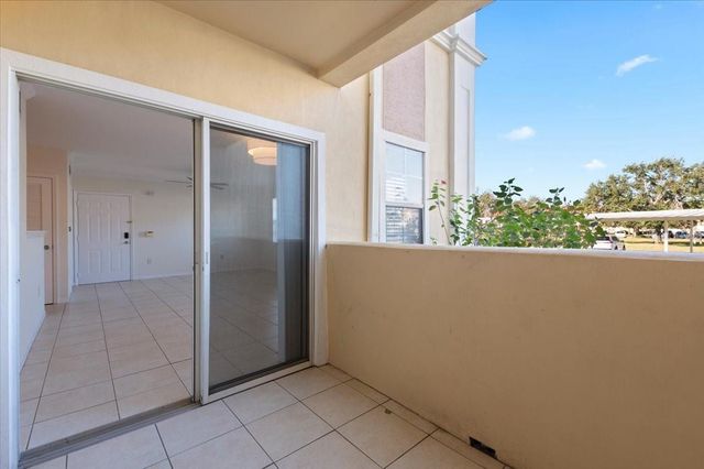 1050 VILLAGIO CIRCLE 102, Sarasota, FL 34237