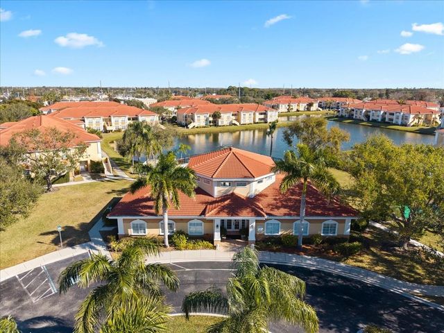 1050 VILLAGIO CIRCLE 102, Sarasota, FL 34237