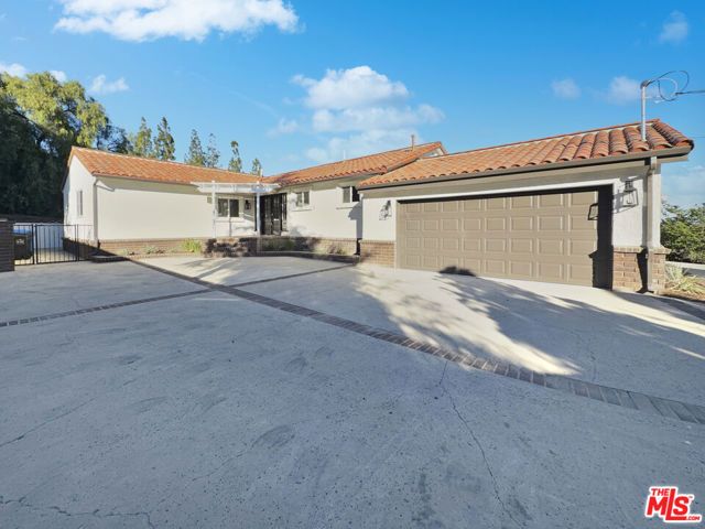 23910 Jensen Drive, West Hills (los Angeles), CA 91304