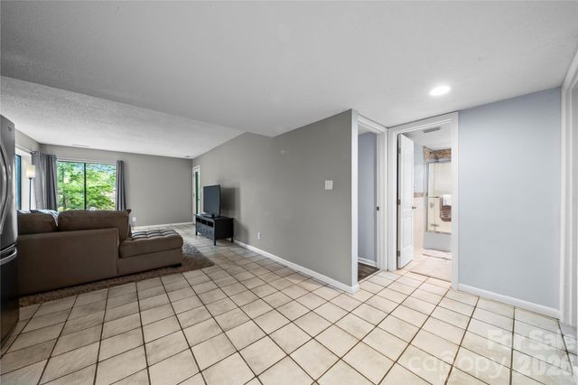 78 Ridgeport Road, Clover, SC 29710