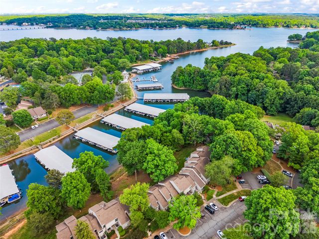 78 Ridgeport Road, Clover, SC 29710