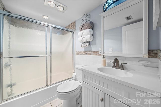 78 Ridgeport Road, Clover, SC 29710