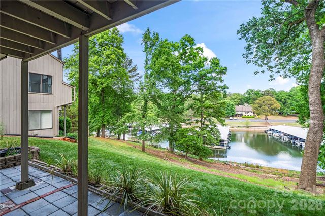 78 Ridgeport Road, Clover, SC 29710