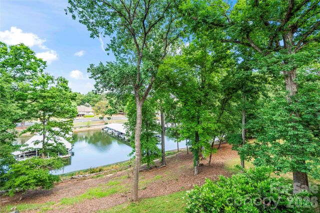78 Ridgeport Road, Clover, SC 29710