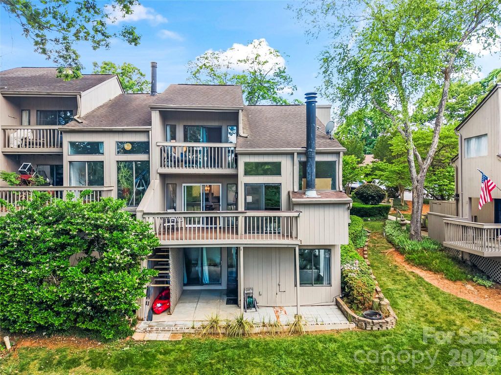 78 Ridgeport Road, Clover, SC 29710