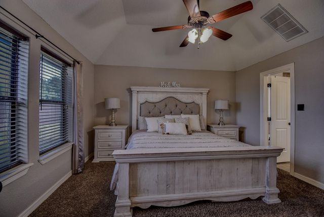 111 Goldfinch Court, Richwood, TX 77566