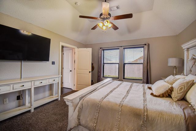 111 Goldfinch Court, Richwood, TX 77566