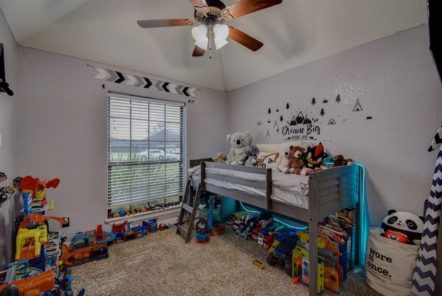 111 Goldfinch Court, Richwood, TX 77566