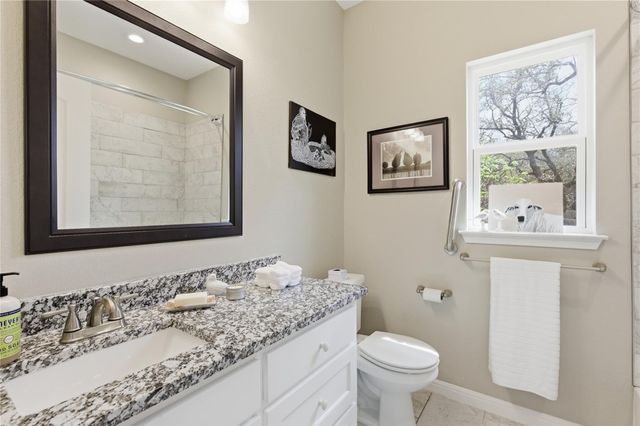 6115 Cimmaron TRL, Lago Vista, TX 78645