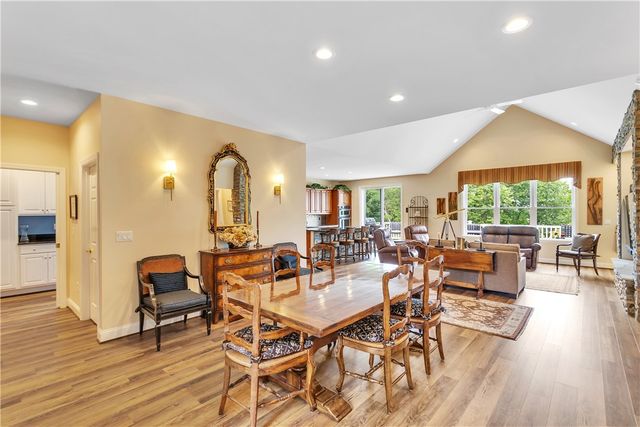 303 Jefferson Ln, Cranberry Twp, PA 16066