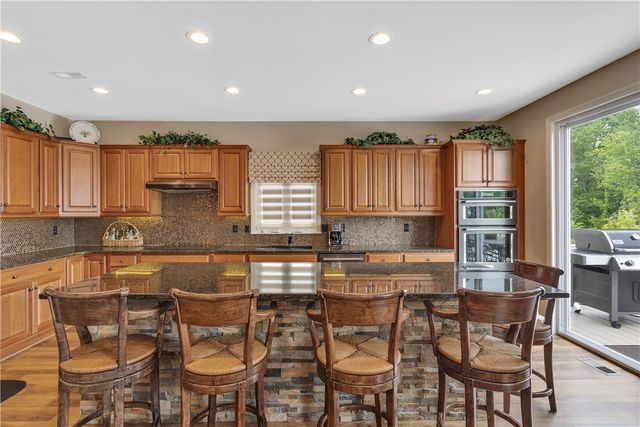 303 Jefferson Ln, Cranberry Twp, PA 16066